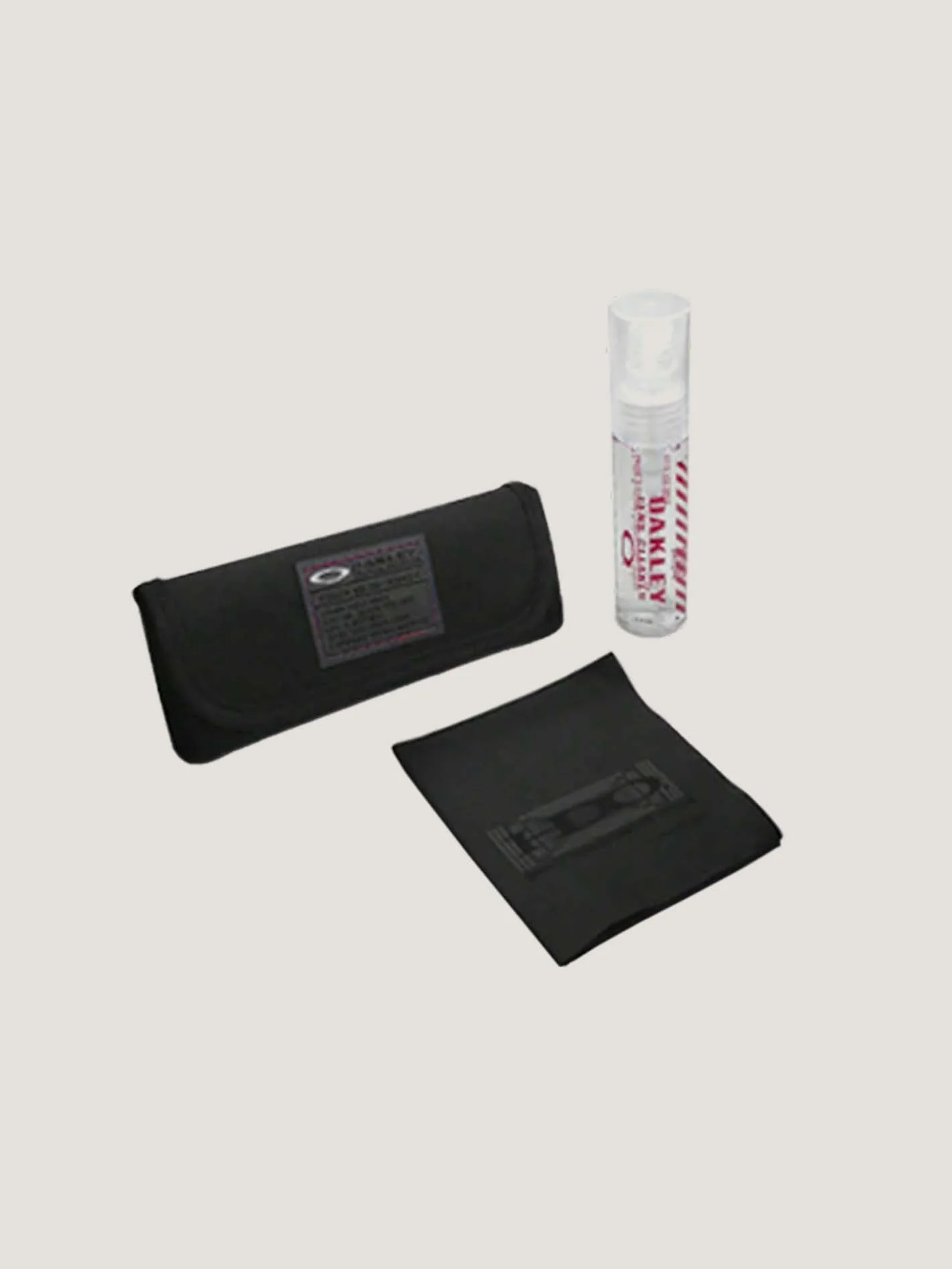 KIT DE LIMPIEZA OAKLEY LENS CLEANING KIT - Image 2