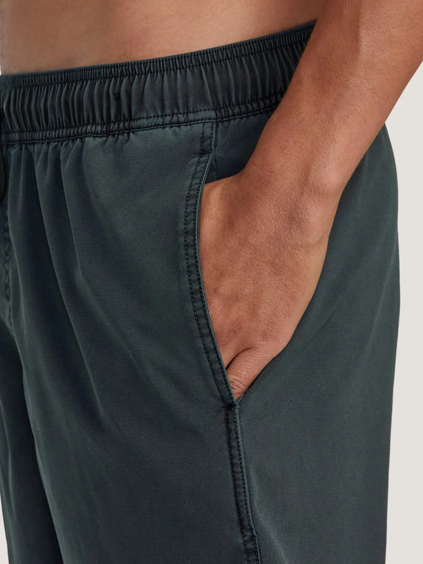 ROPA DE BAÑO RVCA HOMBRE VA PIGMENT ELASTIC SHORT - Image 4