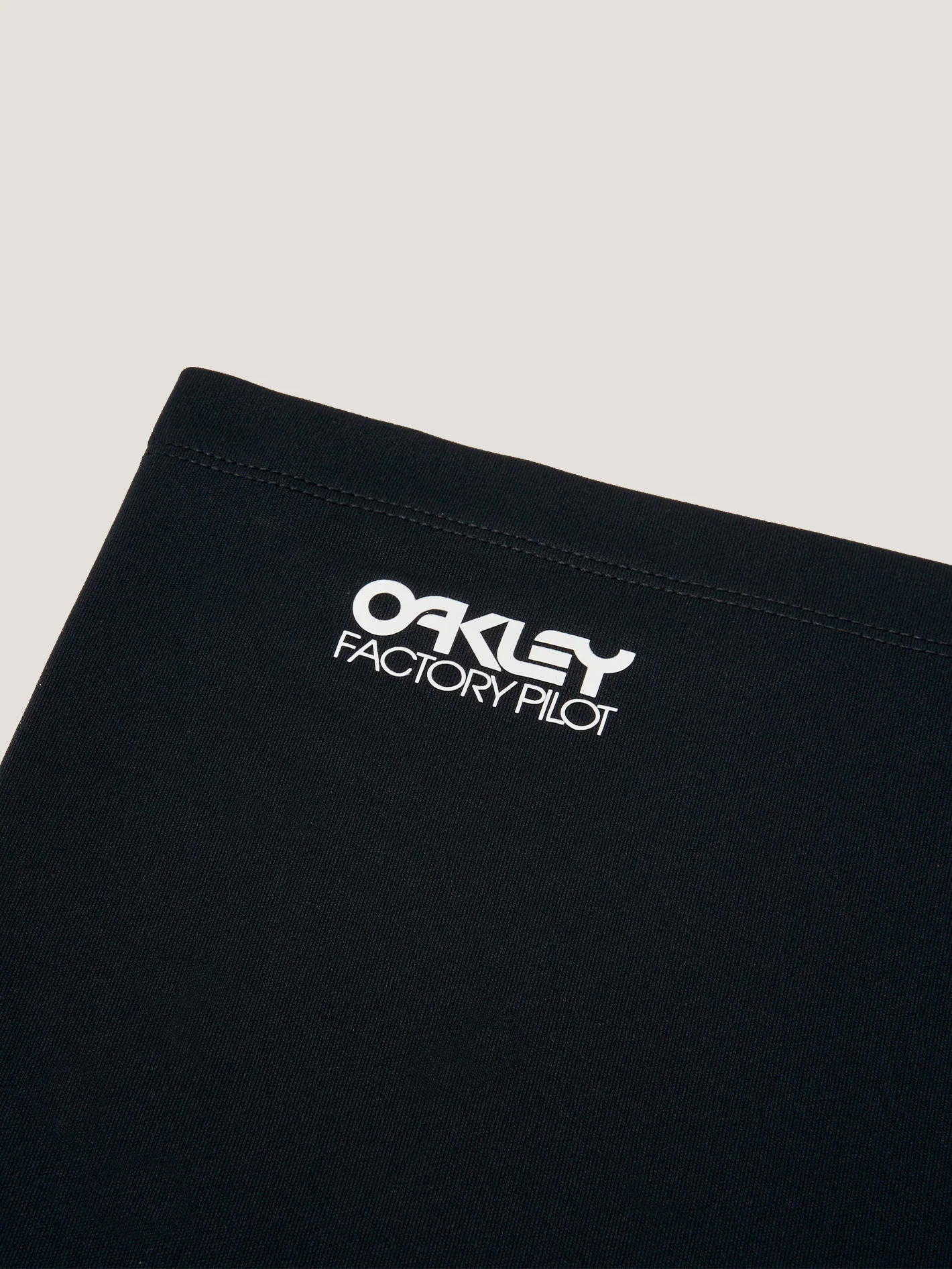 COBERTOR DE CUELLO OAKLEY FACTORY PILOT NECK GAITOR - Image 3