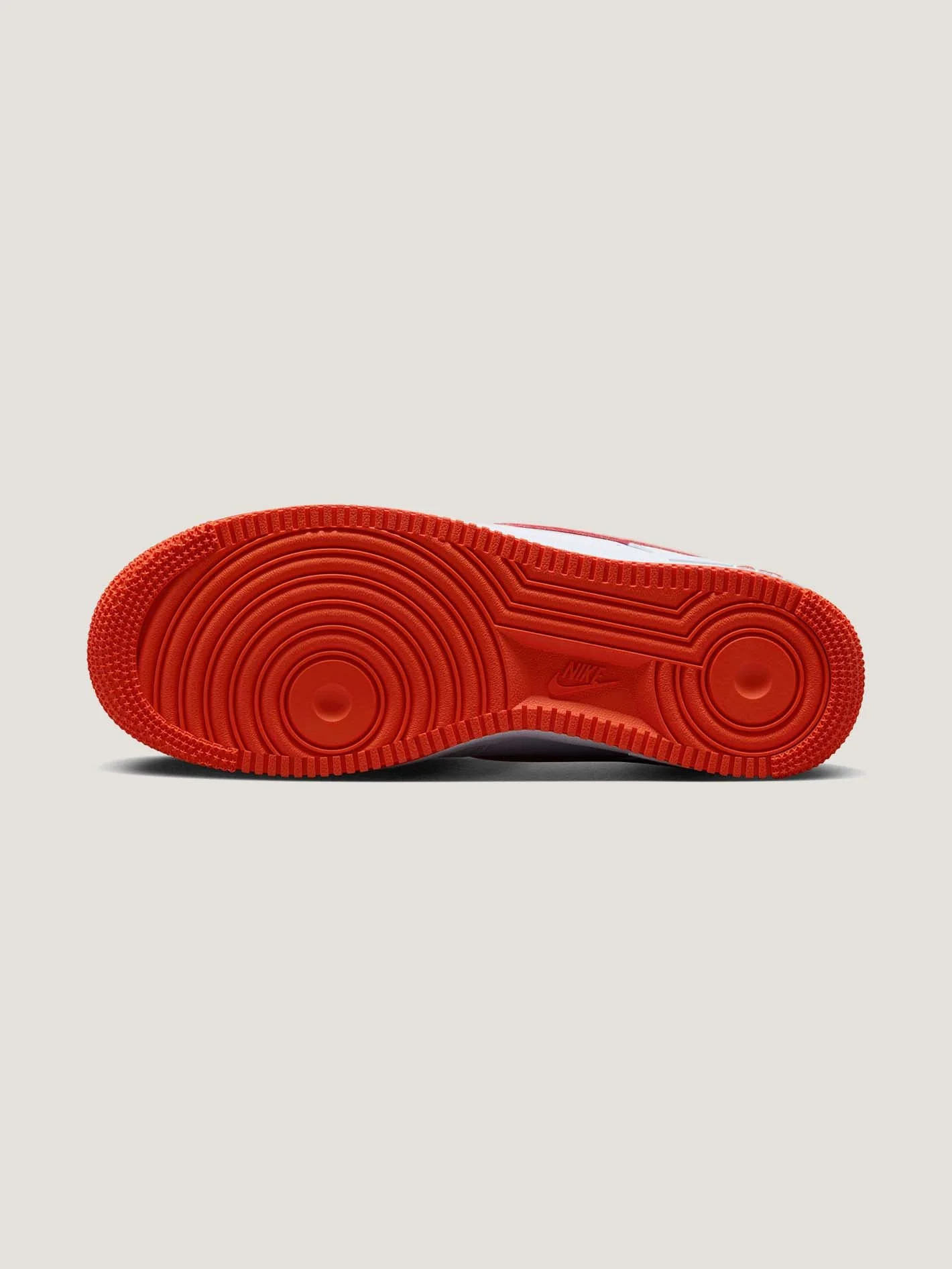 ZAPATILLA NIKE HOMBRE AIR FORCE 1 '07 - Image 4