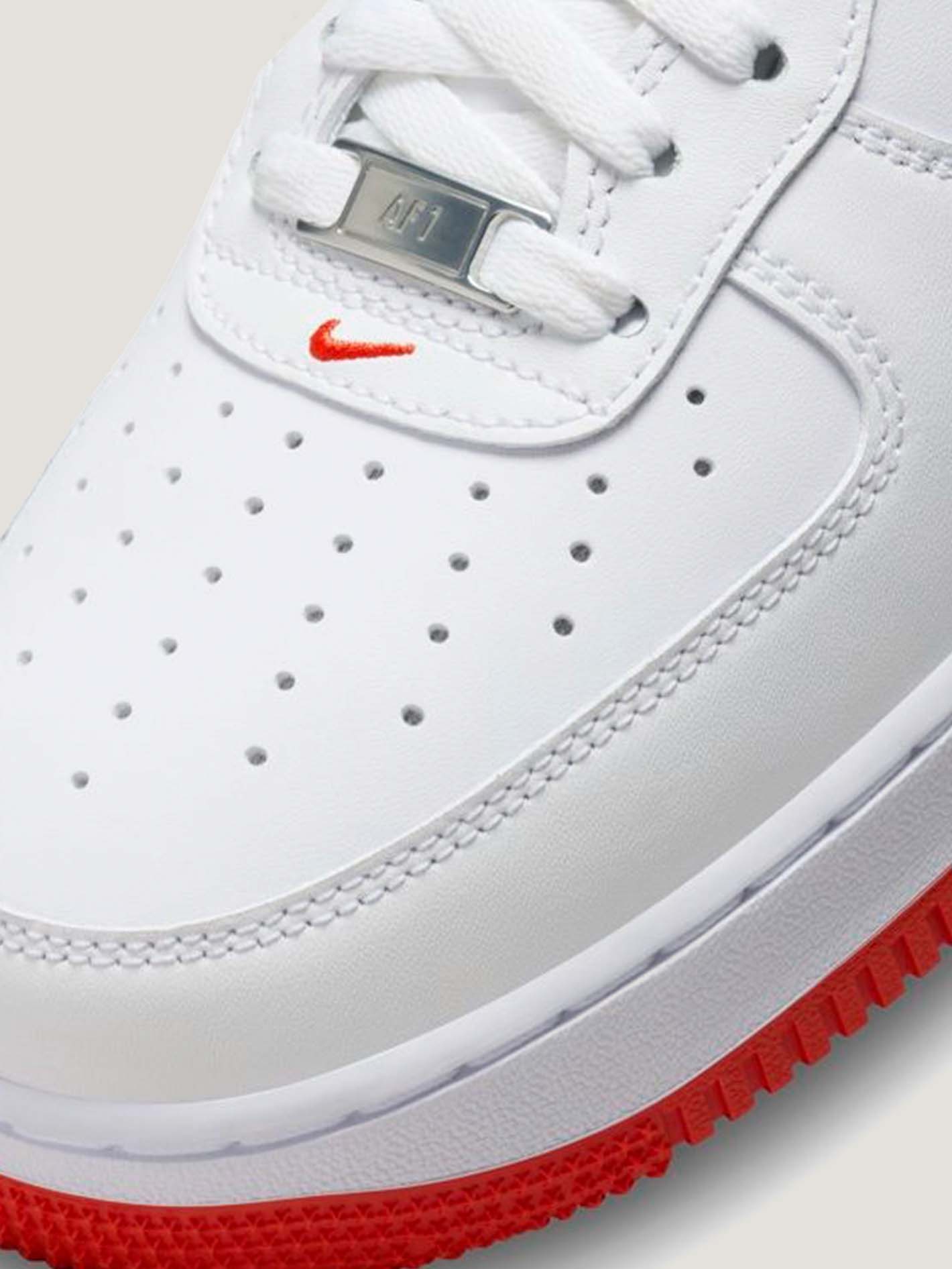 ZAPATILLA NIKE HOMBRE AIR FORCE 1 '07 - Image 5