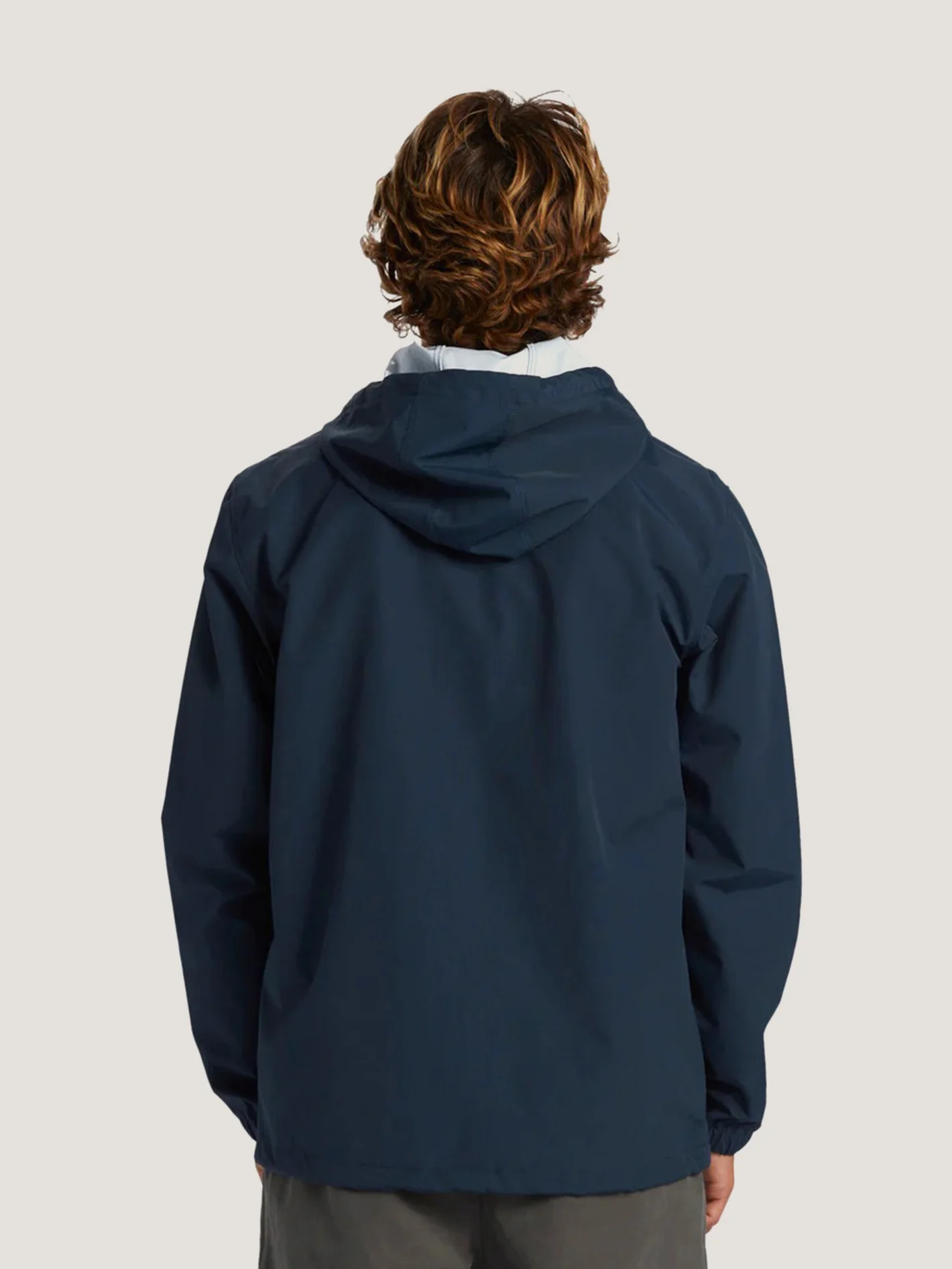 CASACA QUIKSILVER HOMBRE RAIN CLOUD HOODED COACH - Image 3