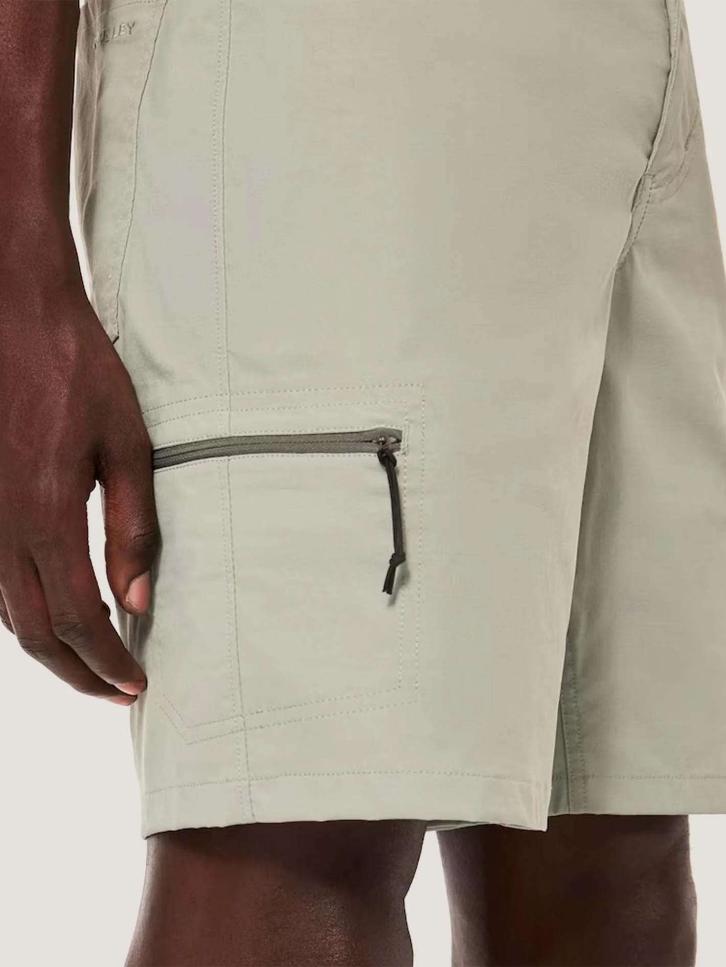 SHORT OAKLEY HOMBRE GOLF HYBRID SHORT - Image 8