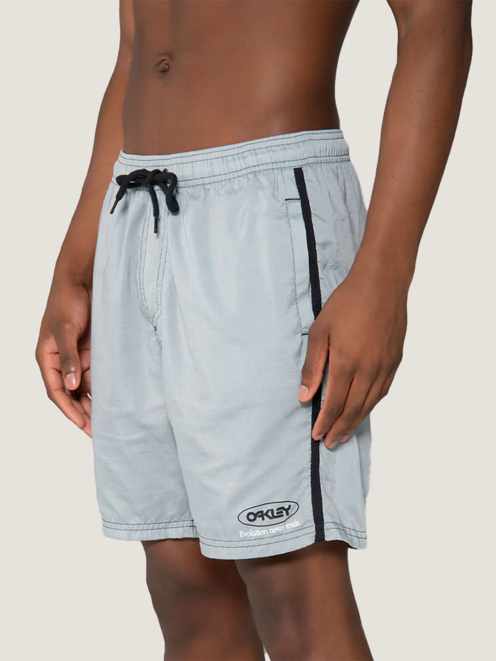 SHORT OAKLEY HOMBRE SUN VINTAGE TRUNK SHORTS 18’’ - Image 8