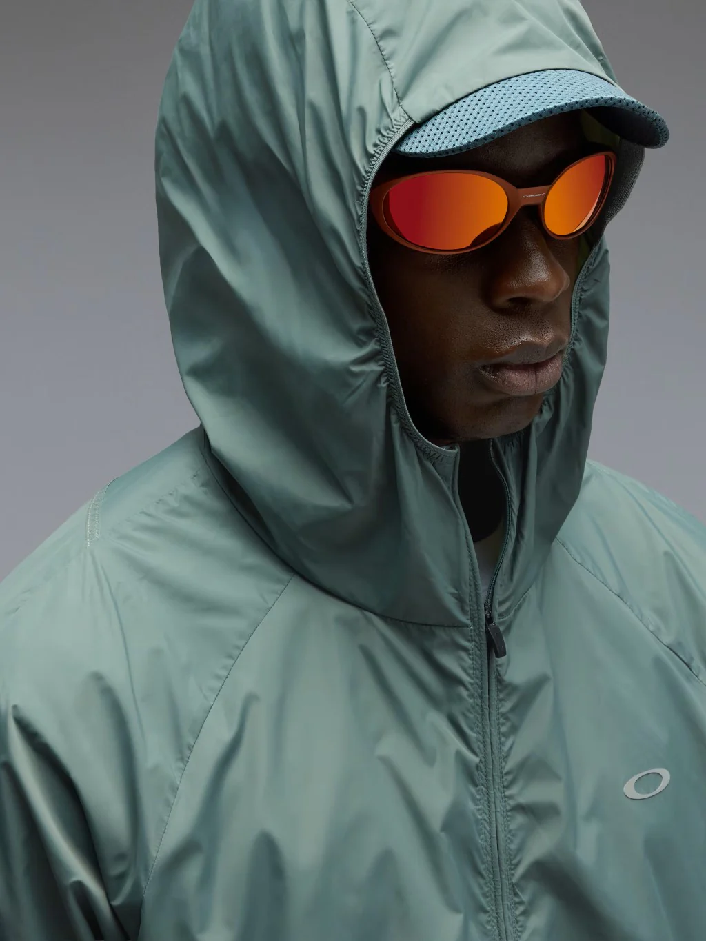 CASACA OAKLEY HOMBRE EDGE FORCE WINDBREAKER - Image 8
