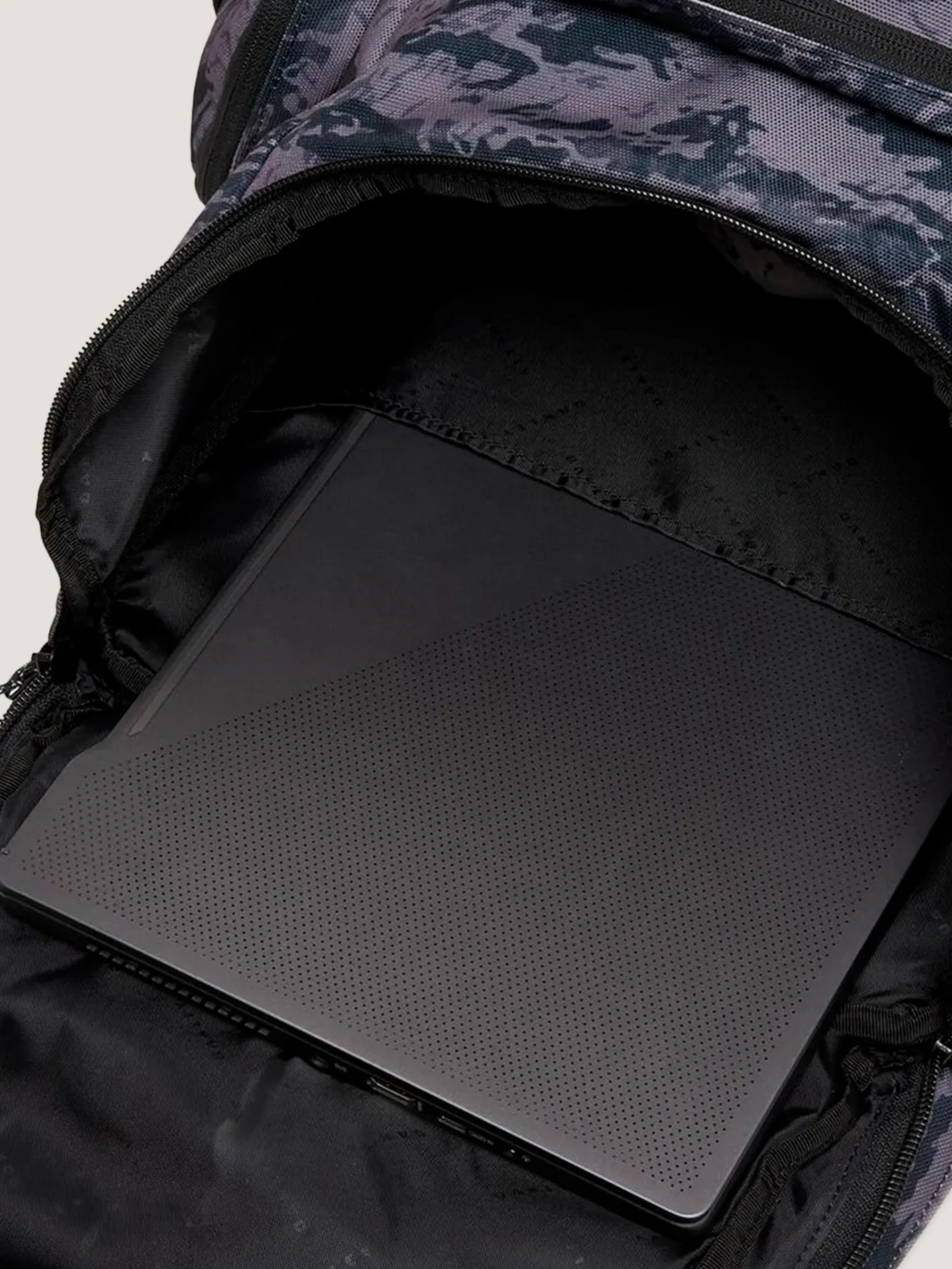 MOCHILA OAKLEY Urban Ruck Pack - Image 24