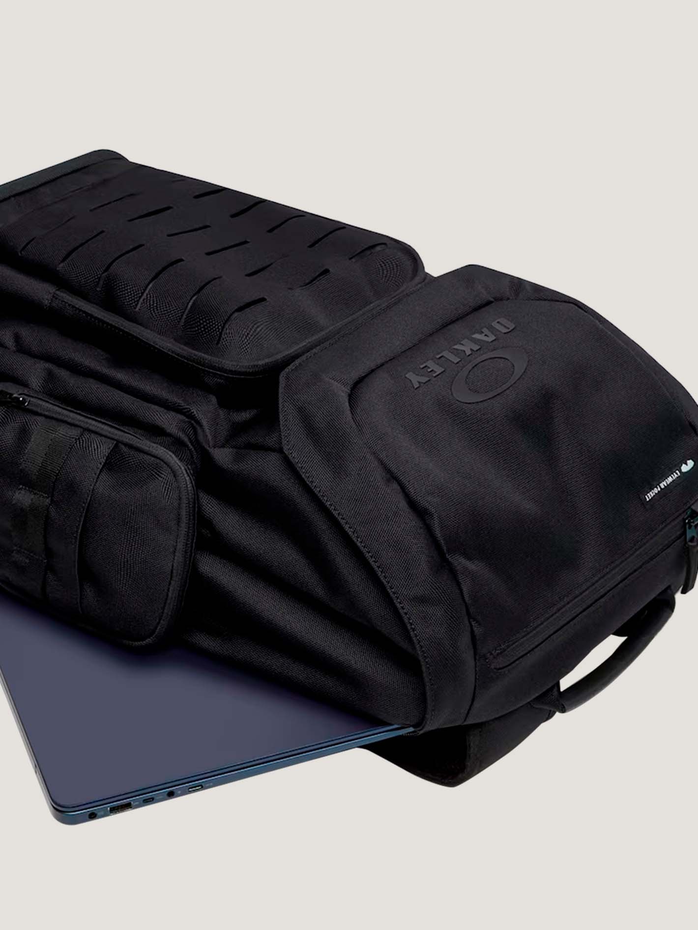 MOCHILA OAKLEY Urban Ruck Pack - Image 5