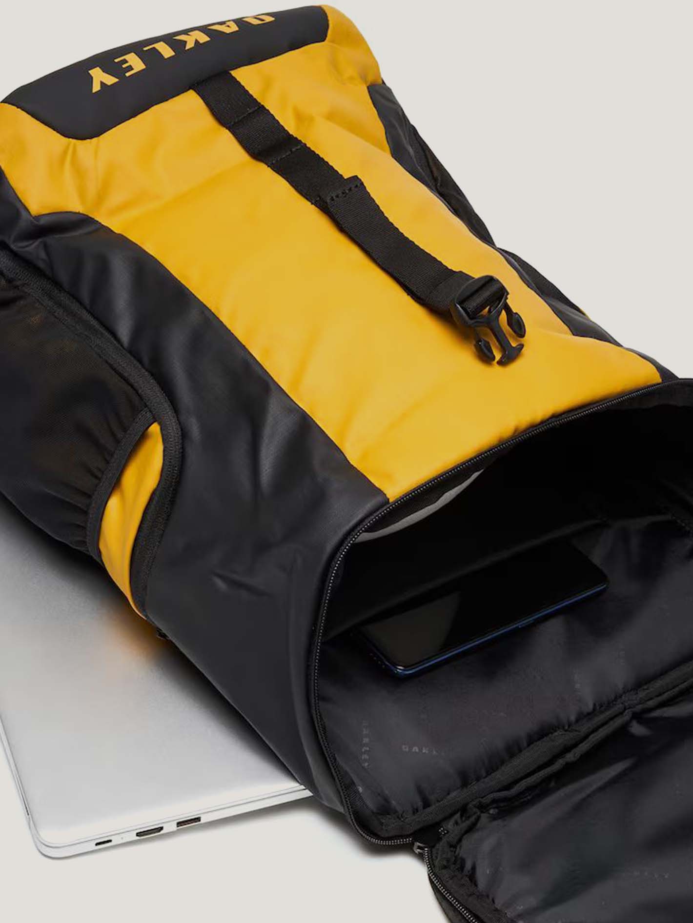 MOCHILA OAKLEY ROAD TRIP RC BACKPACK - Image 19