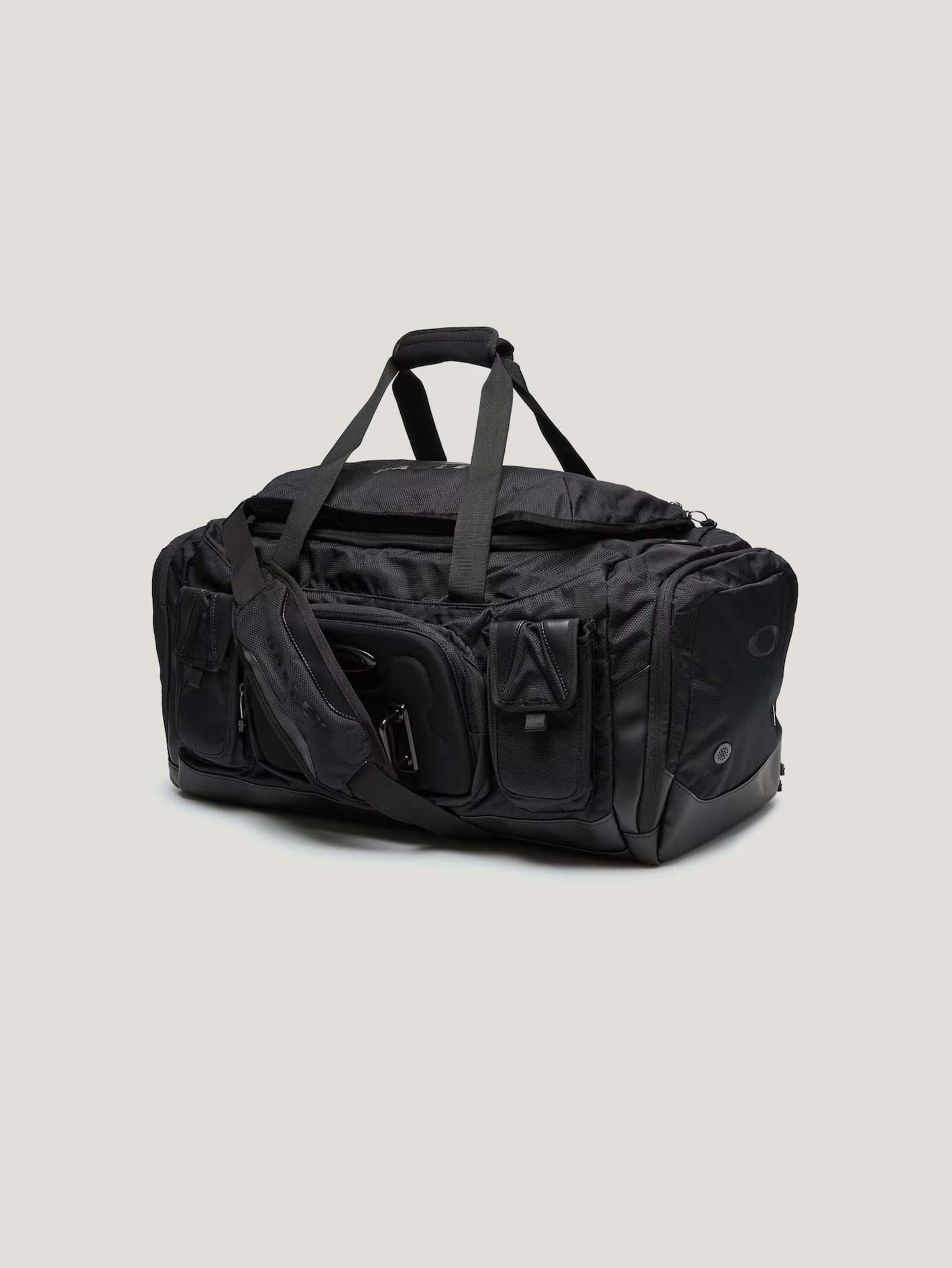 MALETIN OAKLEY HOMBRE URBAN RUCK RC DUFFLE - Image 11