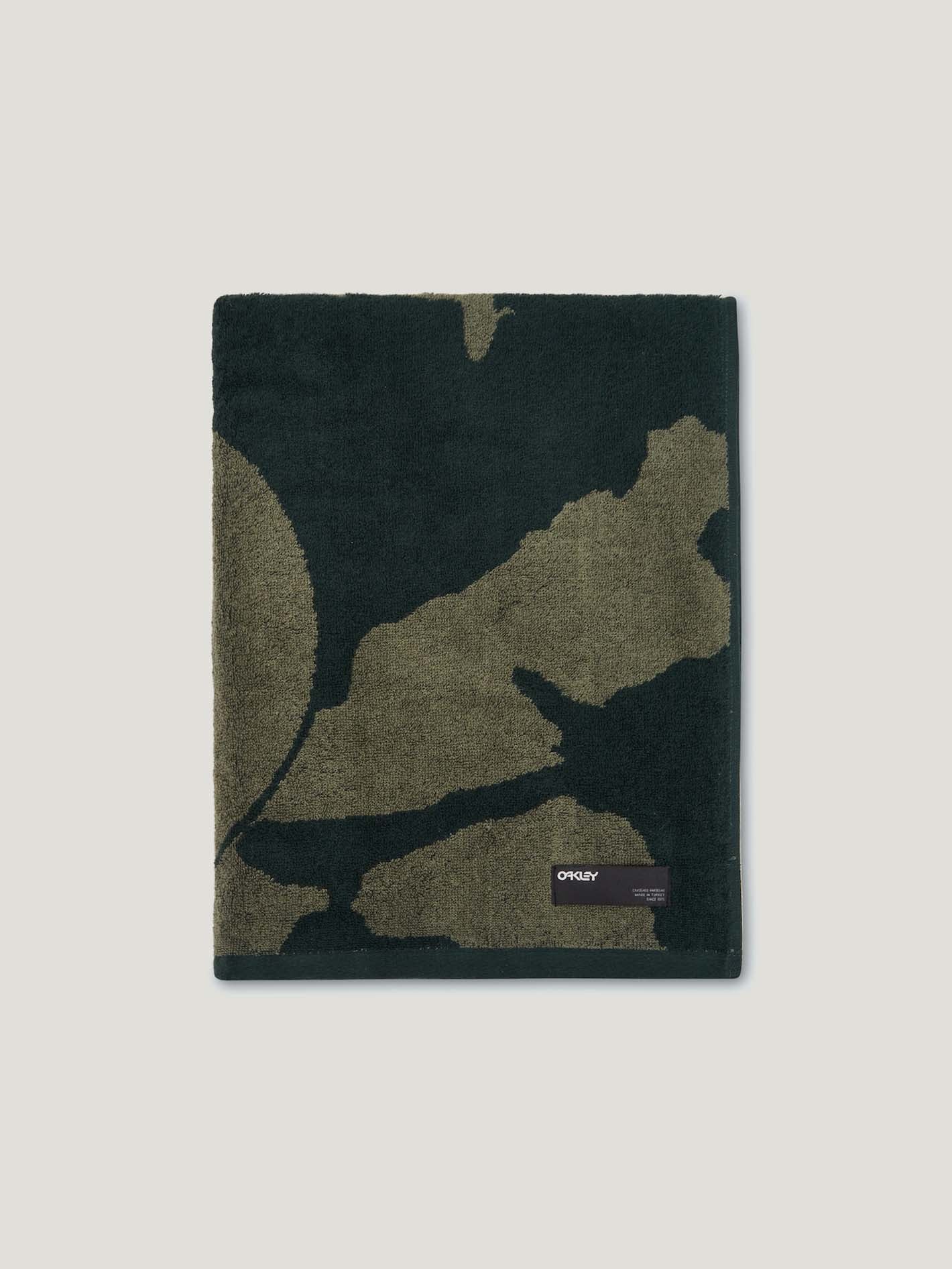 TOALLA OAKLEY B1B CAMO TOWEL