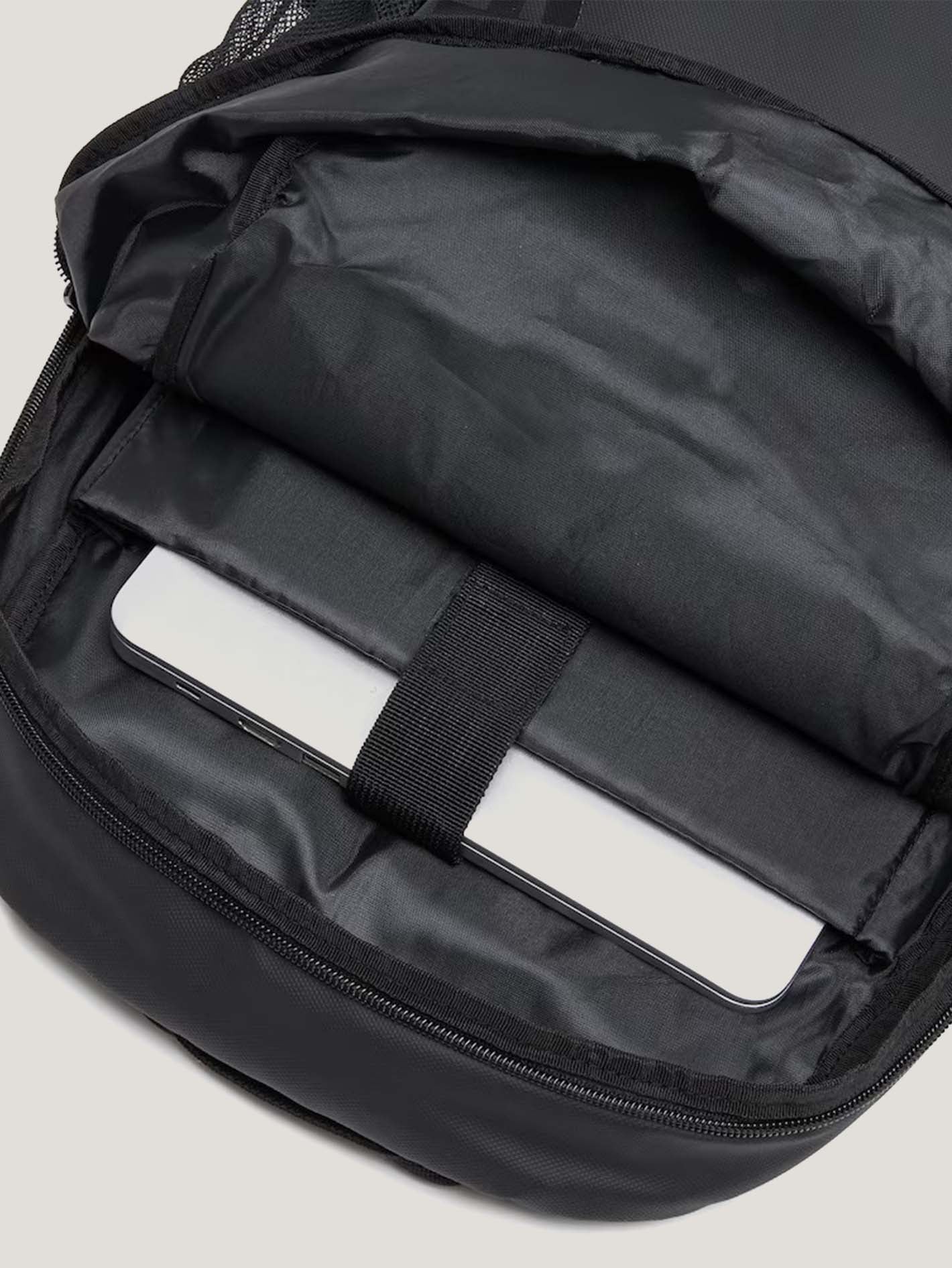 MOCHILA OAKLEY HOMBRE THE FRESHMAN SKATE BACKPACK - Image 4