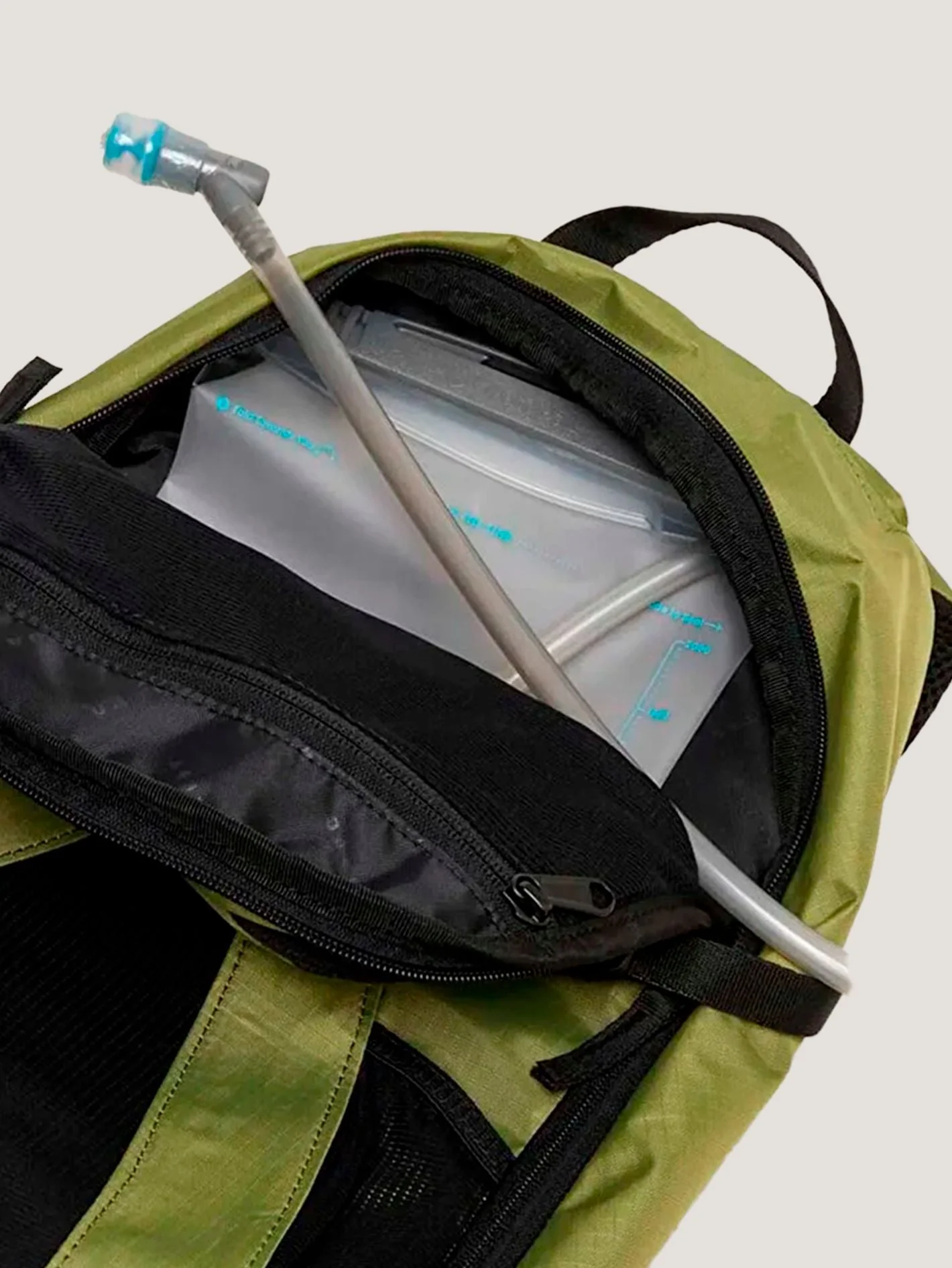 MOCHILA OAKLEY HOMBRE SEEKER TRAVERSE RC HYDRA BAG - Image 7
