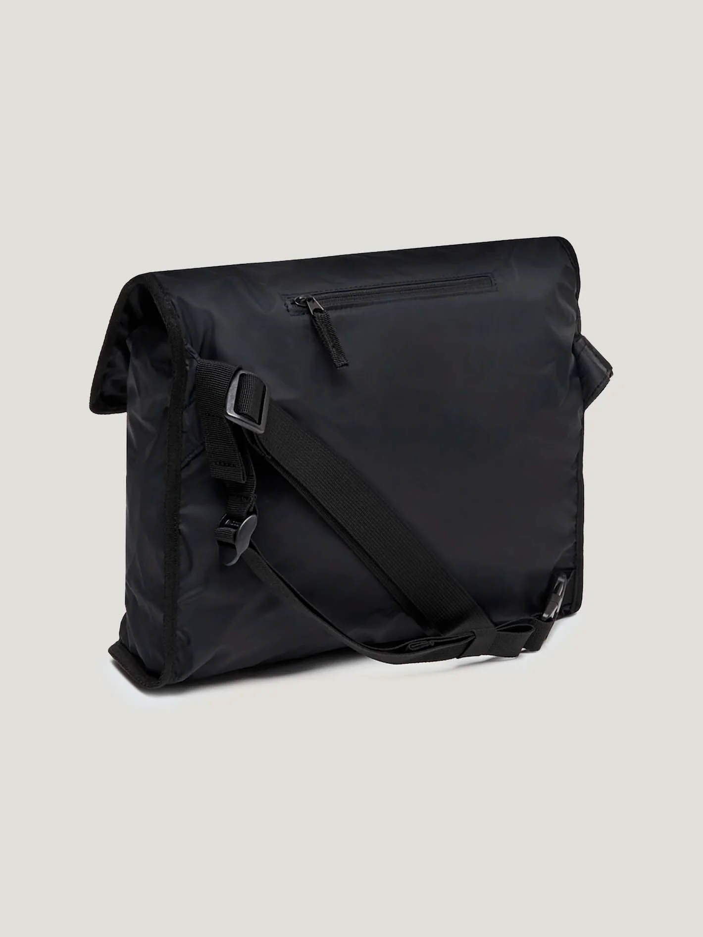 MALETIN OAKLEY CAREFREE pkble RC MESSENGER - Image 2