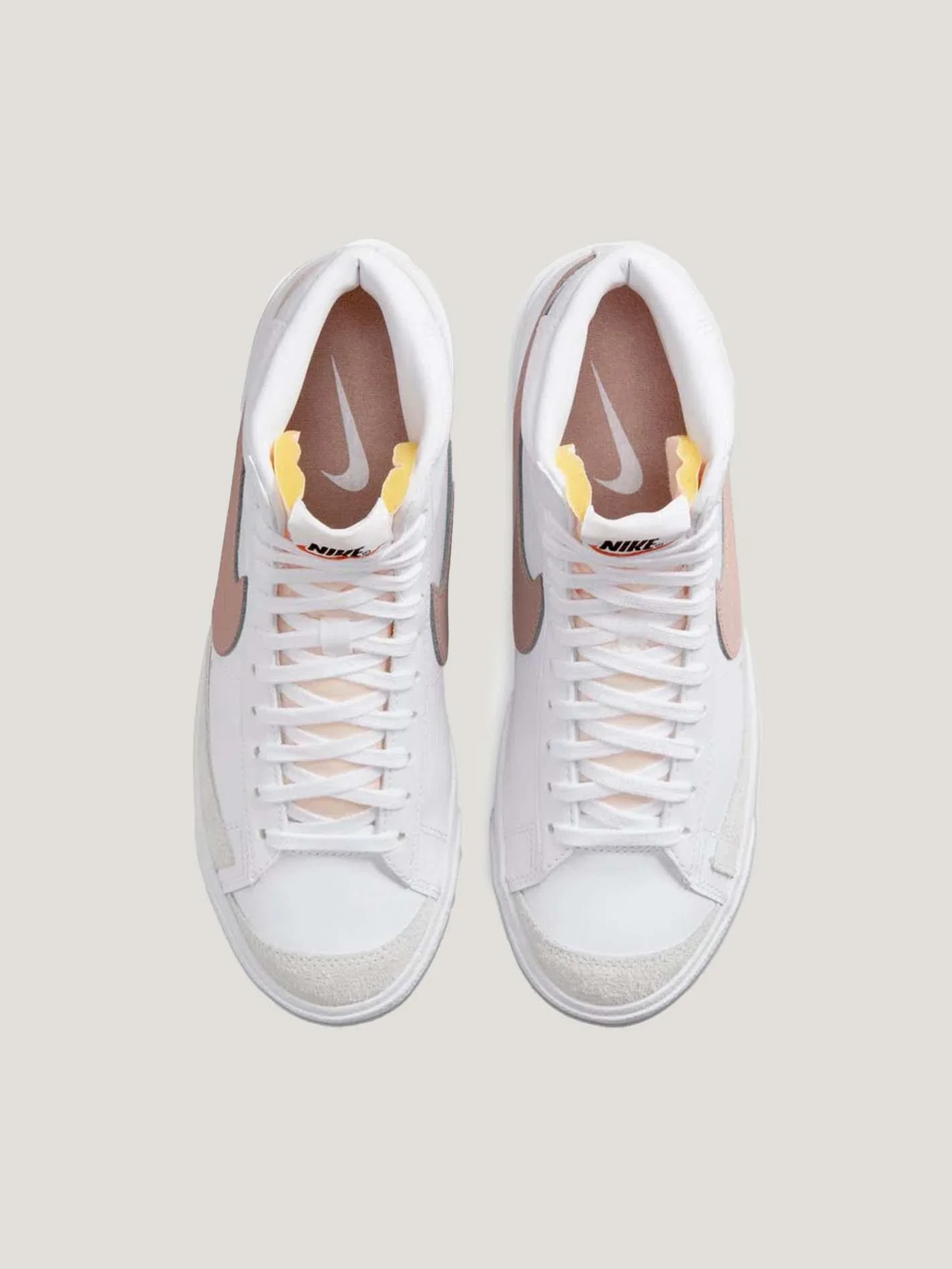 ZAPATILLA NIKE MUJER W BLAZER MID '77 - Image 3
