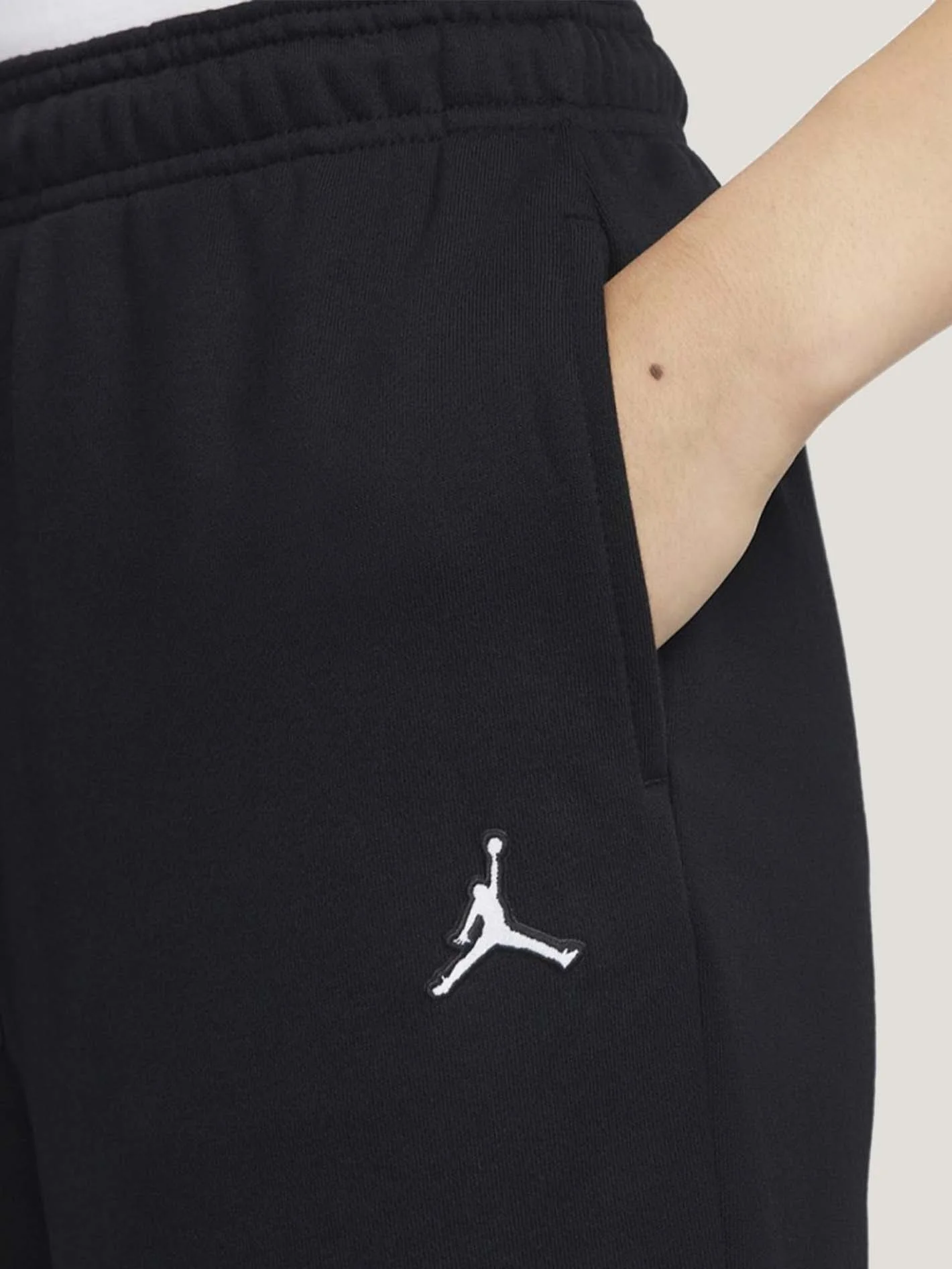 PANTALON BUZO JORDAN MUJER W J FLC PANT CORE - Image 2