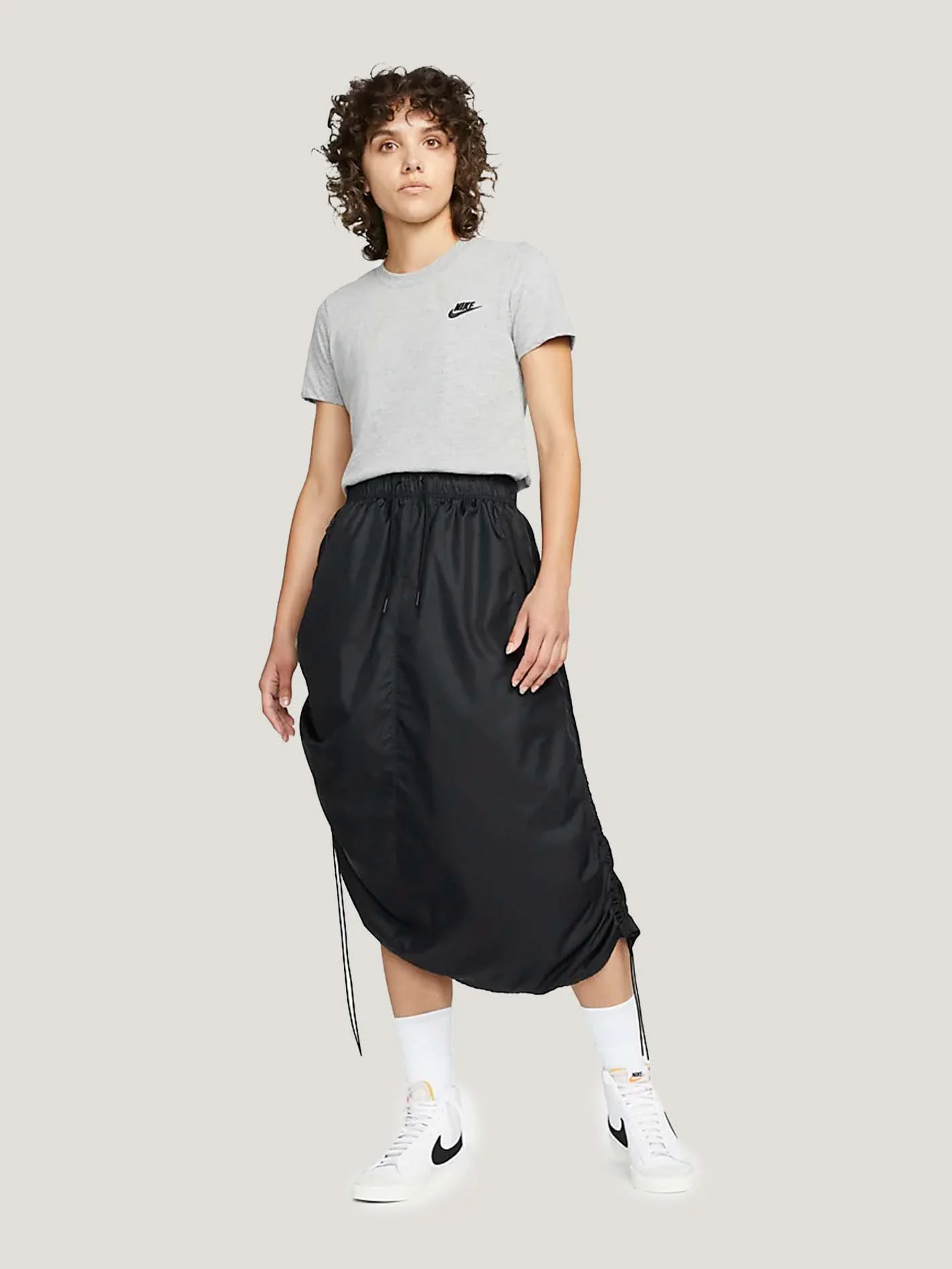 POLO M/C NIKE MUJER W NSW CLUB TEE. - Image 8