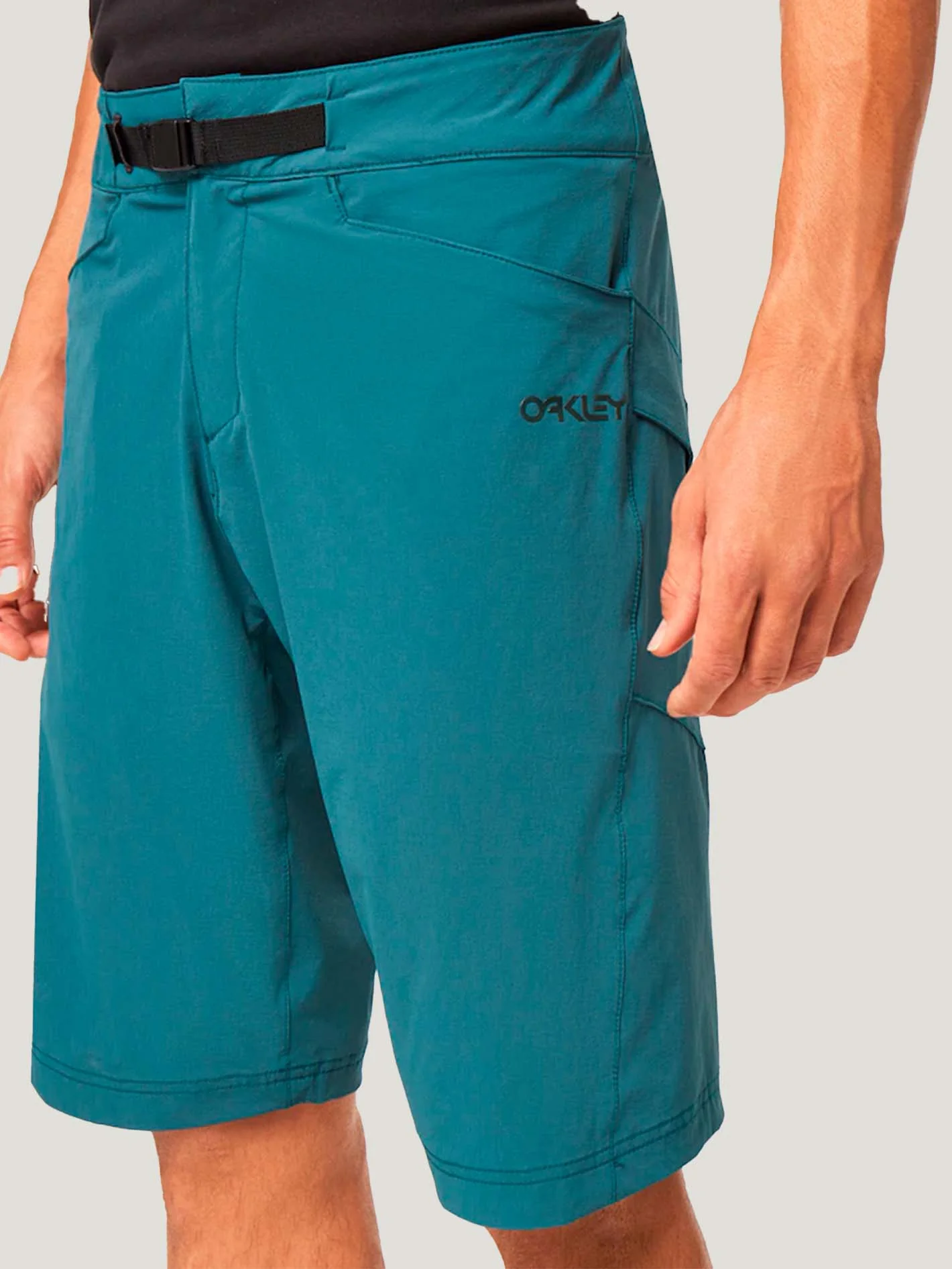 SHORT OAKLEY HOMBRE DROP IN MTB SHORT - Image 9