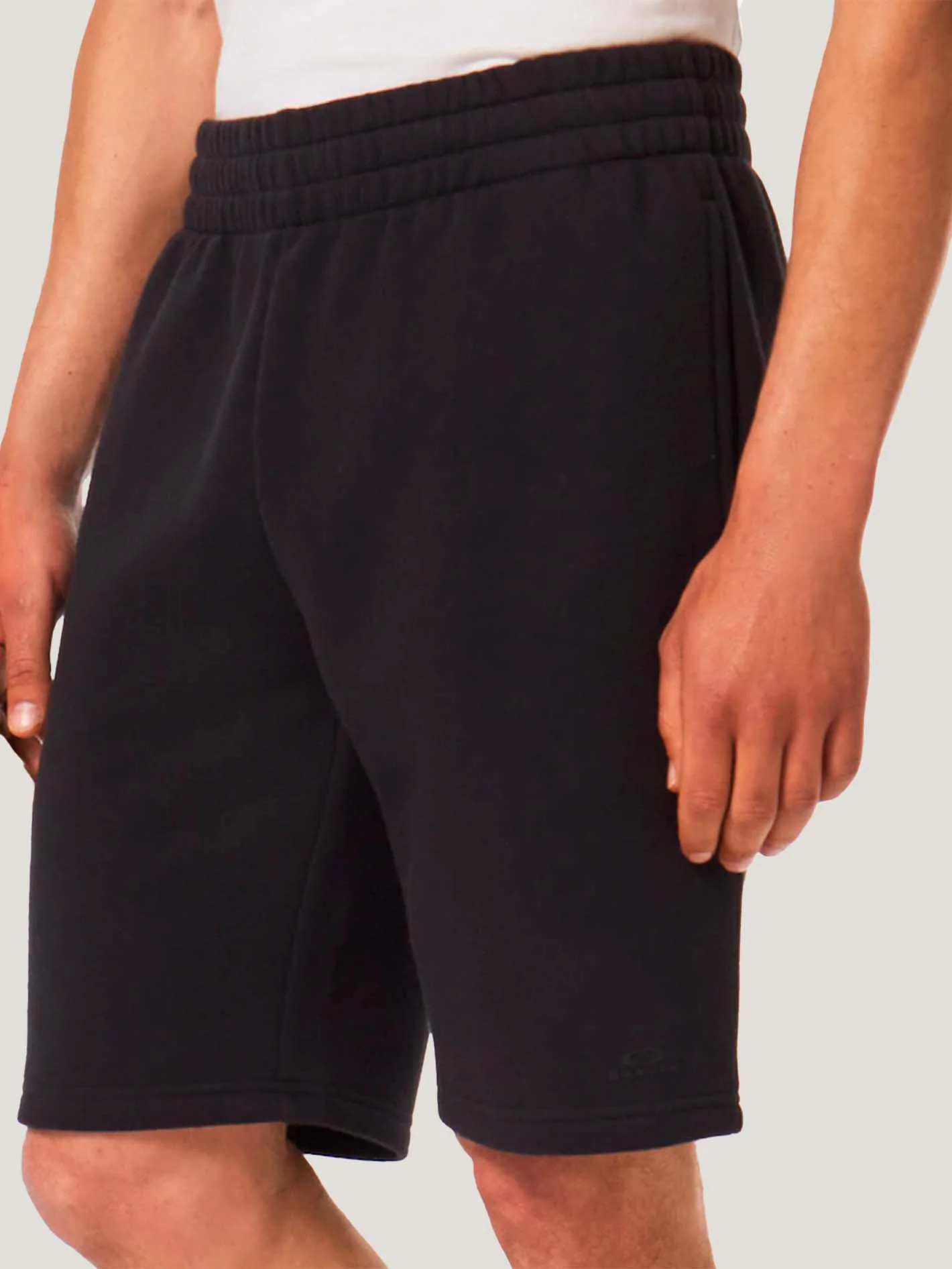 SHORT OAKLEY HOMBRE RELAX - Image 2