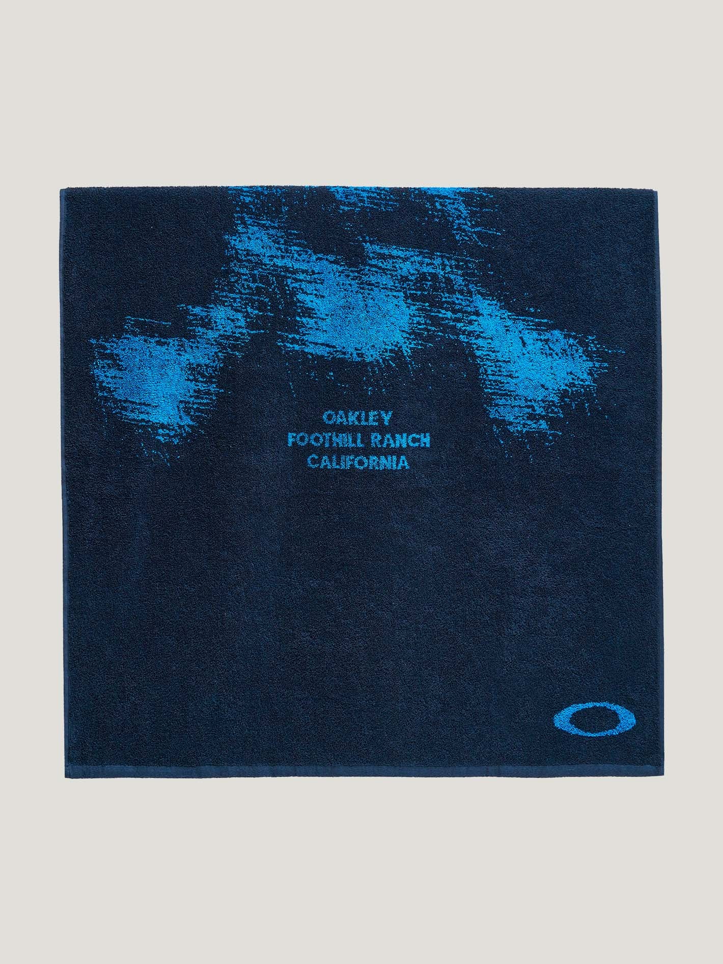 TOALLA OAKLEY SCATTER SKULL TOWEL