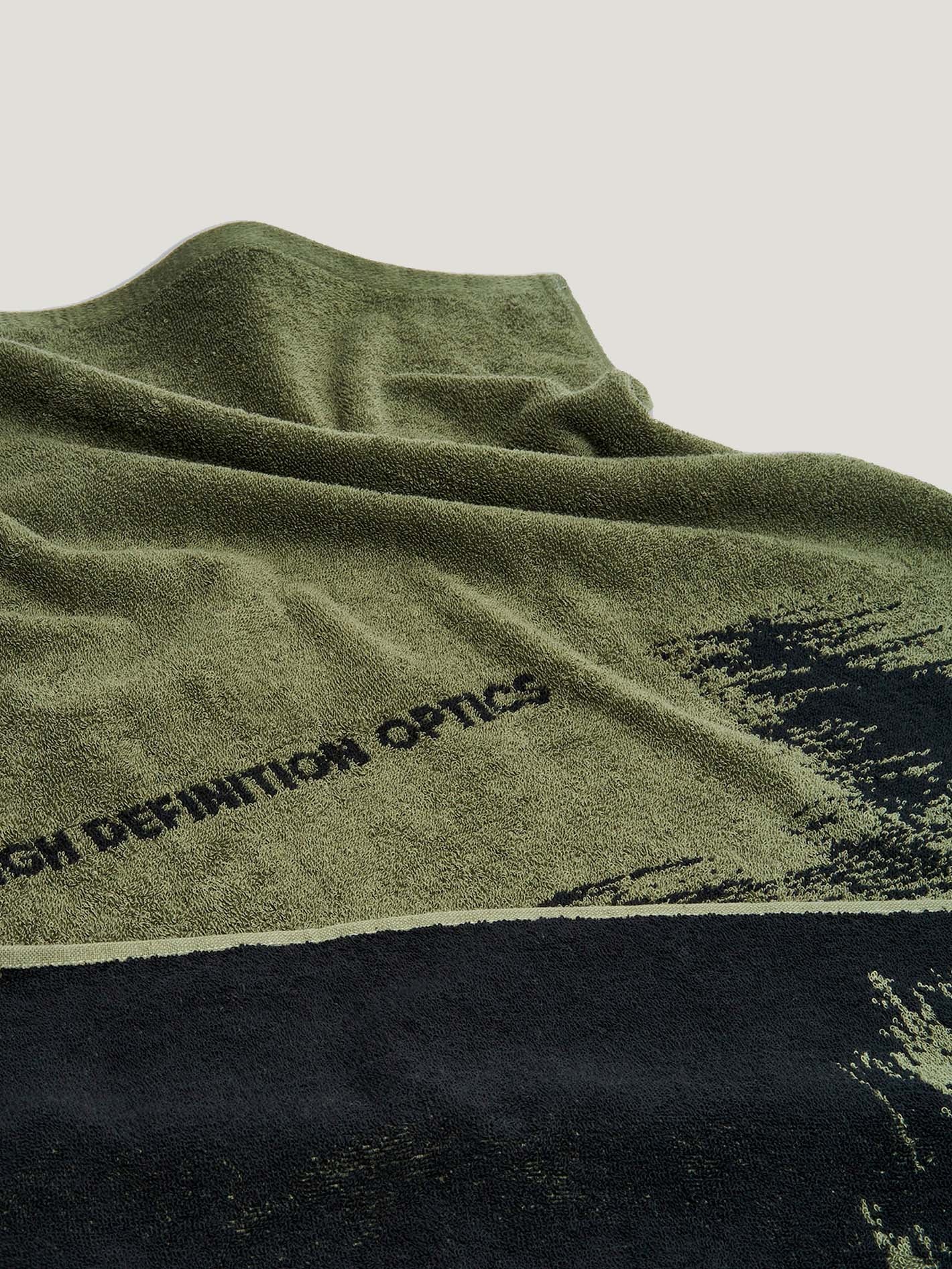 TOALLA OAKLEY SCATTER SKULL TOWEL - Image 3