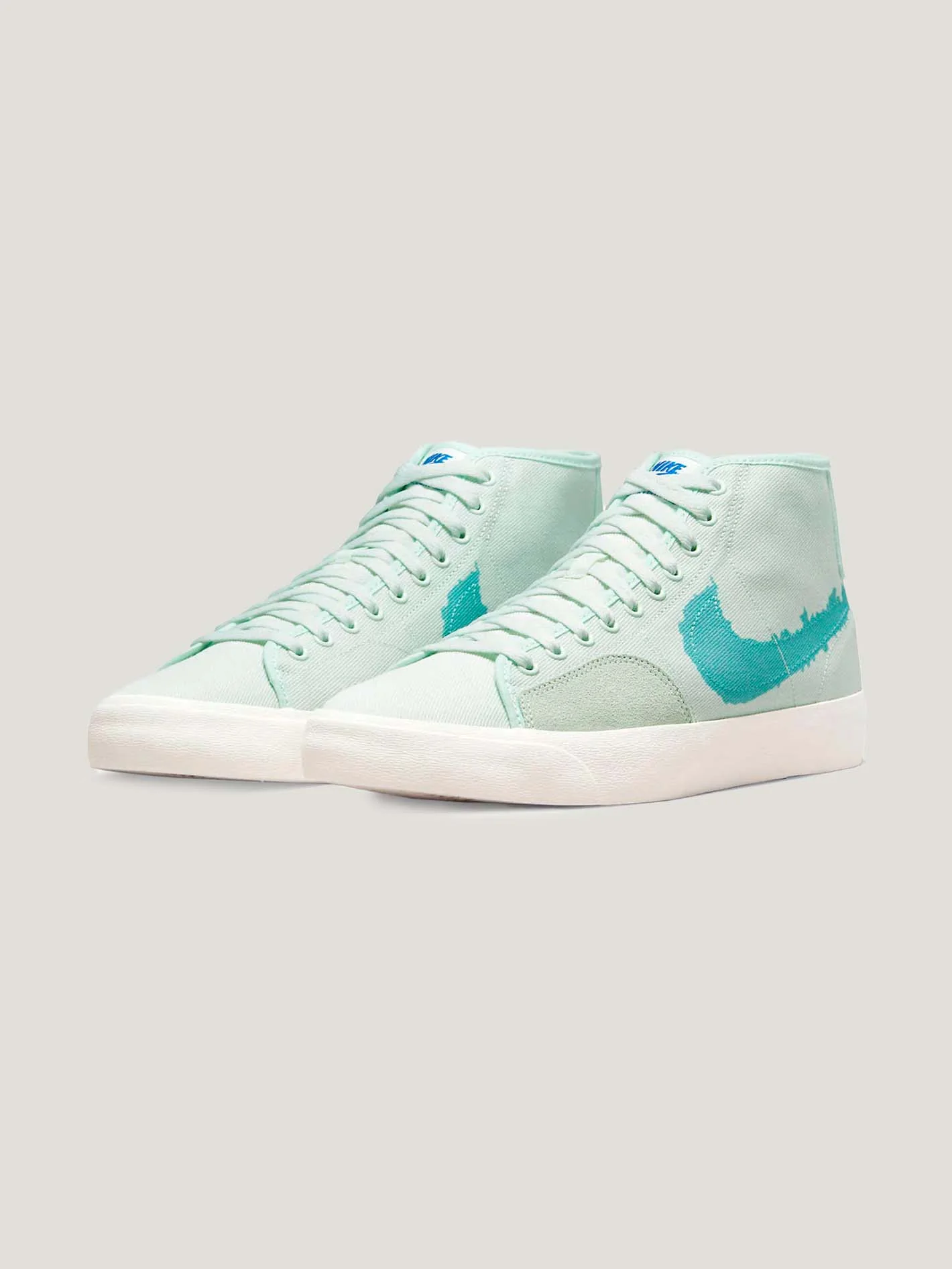 ZAPATILLA NIKE SB HOMBRE BLZR COURT MID PRM