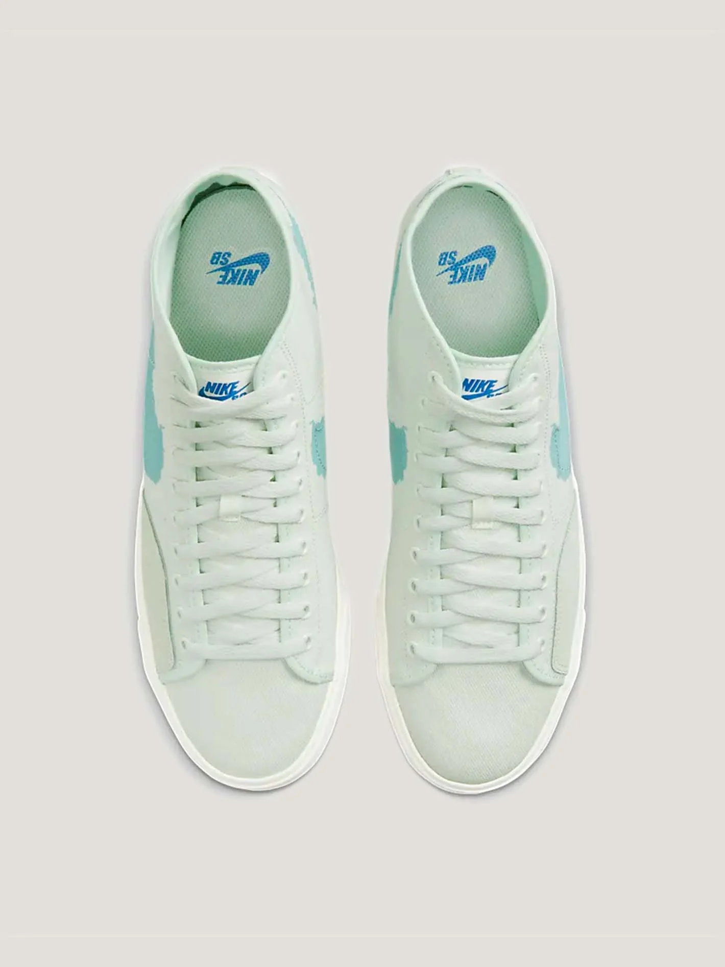 ZAPATILLA NIKE SB HOMBRE BLZR COURT MID PRM - Image 3